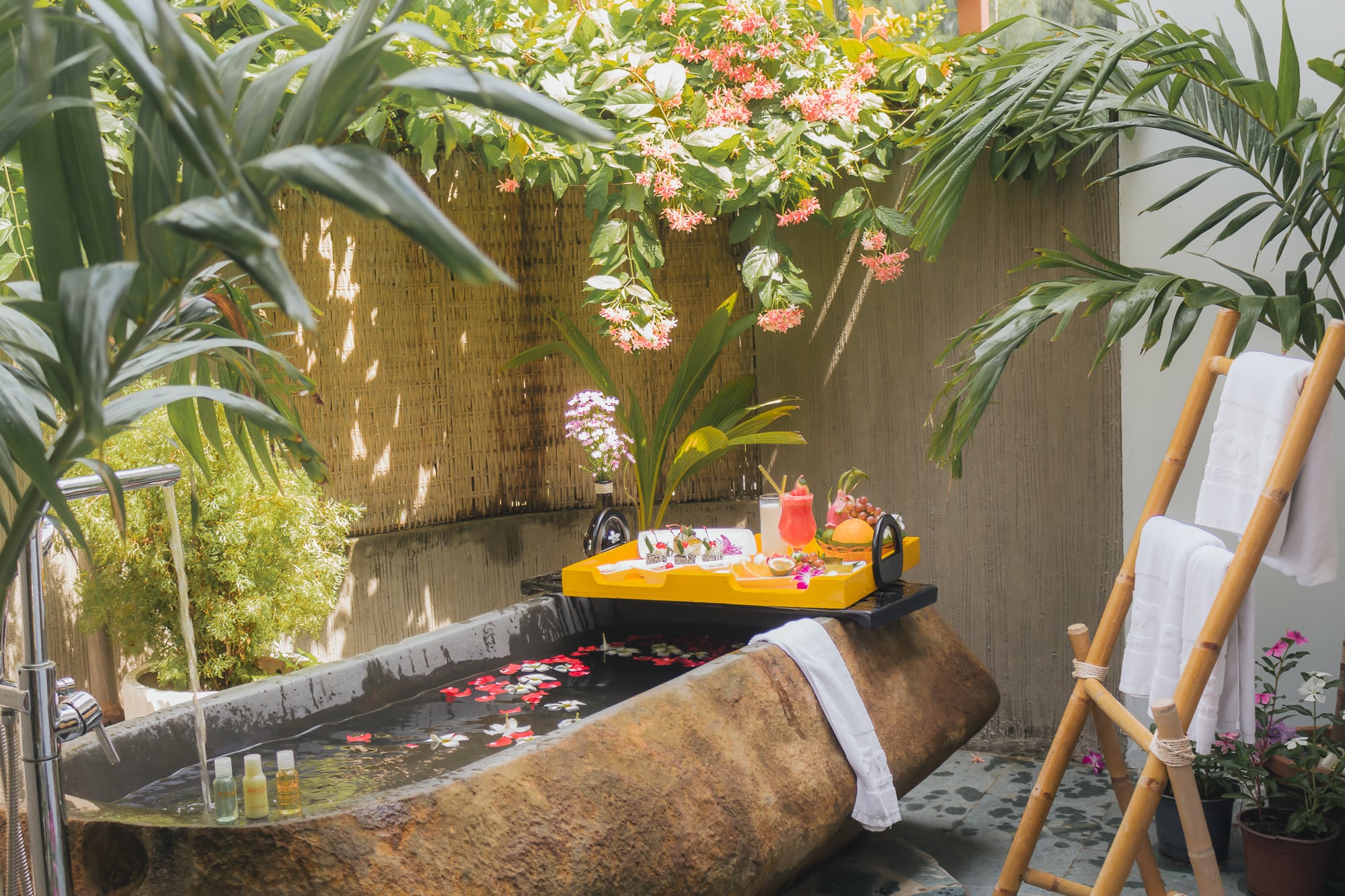 4-Bedroom Beach Front Bungalow - bathroom image 7