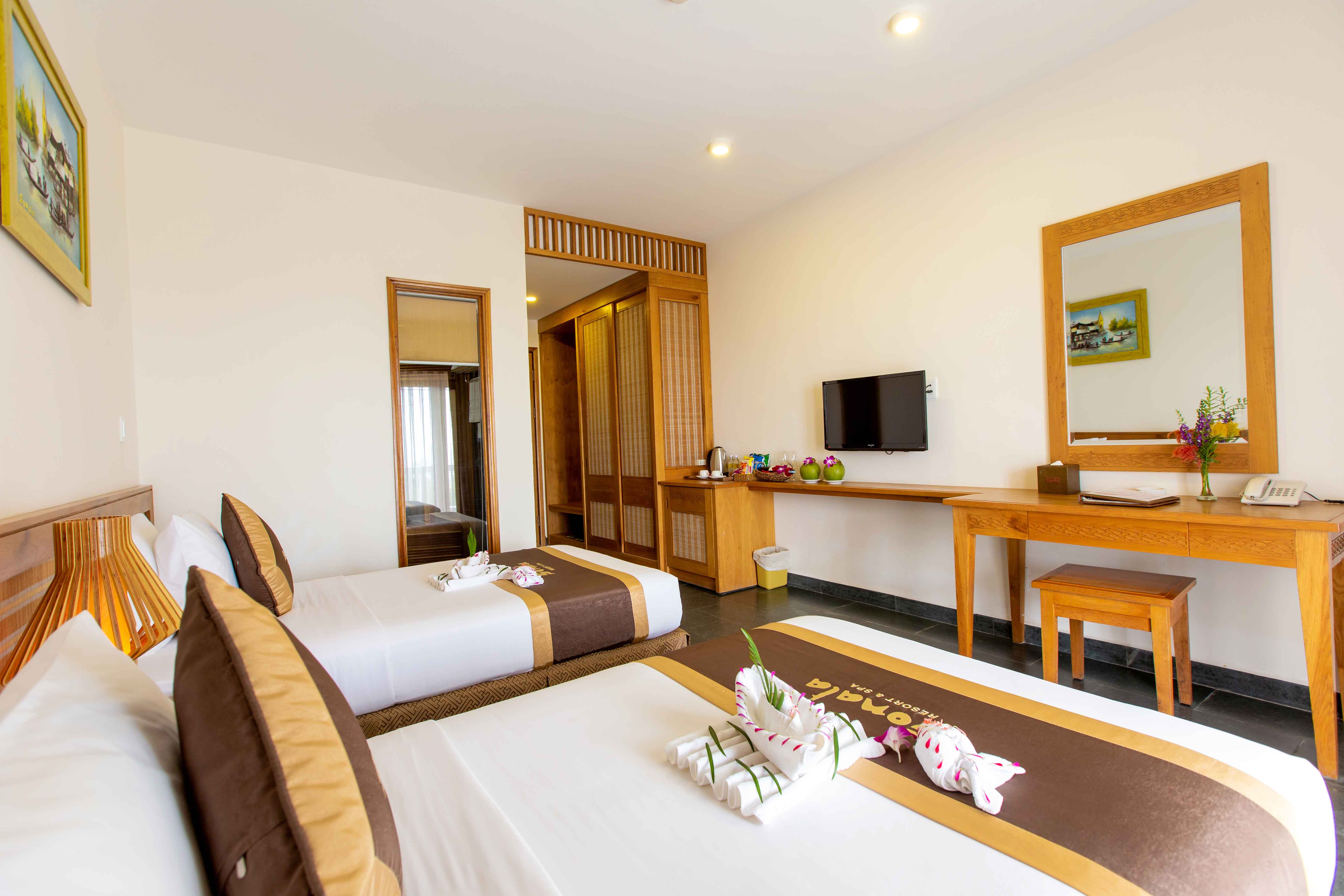 Deluxe Garden View - Featured View